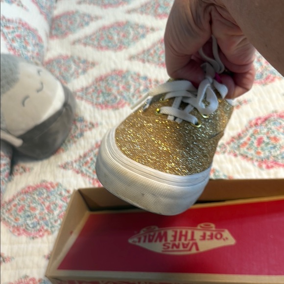Vans Gold and White Sneakers Shimmering Canvas Low-Top - Picture 8 of 10